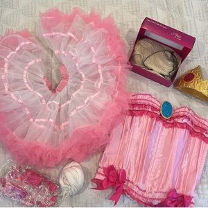 Princess Peach Costume Super Mario Brothers small